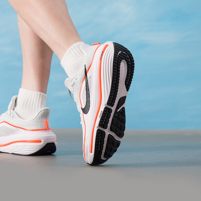 Chaussures de course sur route - Lightweight Road Running Shoes avis et prix