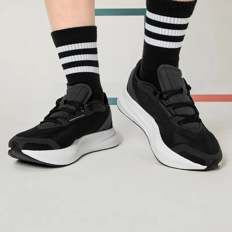 Chaussures Adidas pour hommes  - Lightweight Road Running Shoes avis et prix